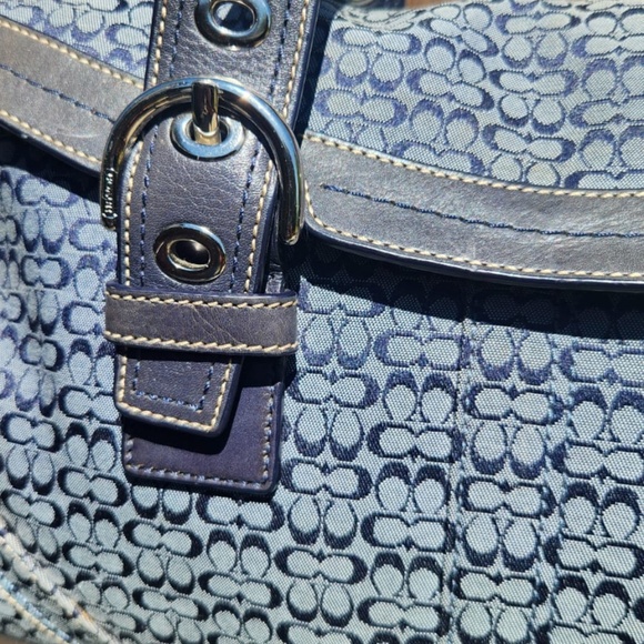 Coach Blue Jacquard Signature Shoulder Bag - Picture 4 of 16
